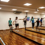 support structure for indoor slackline